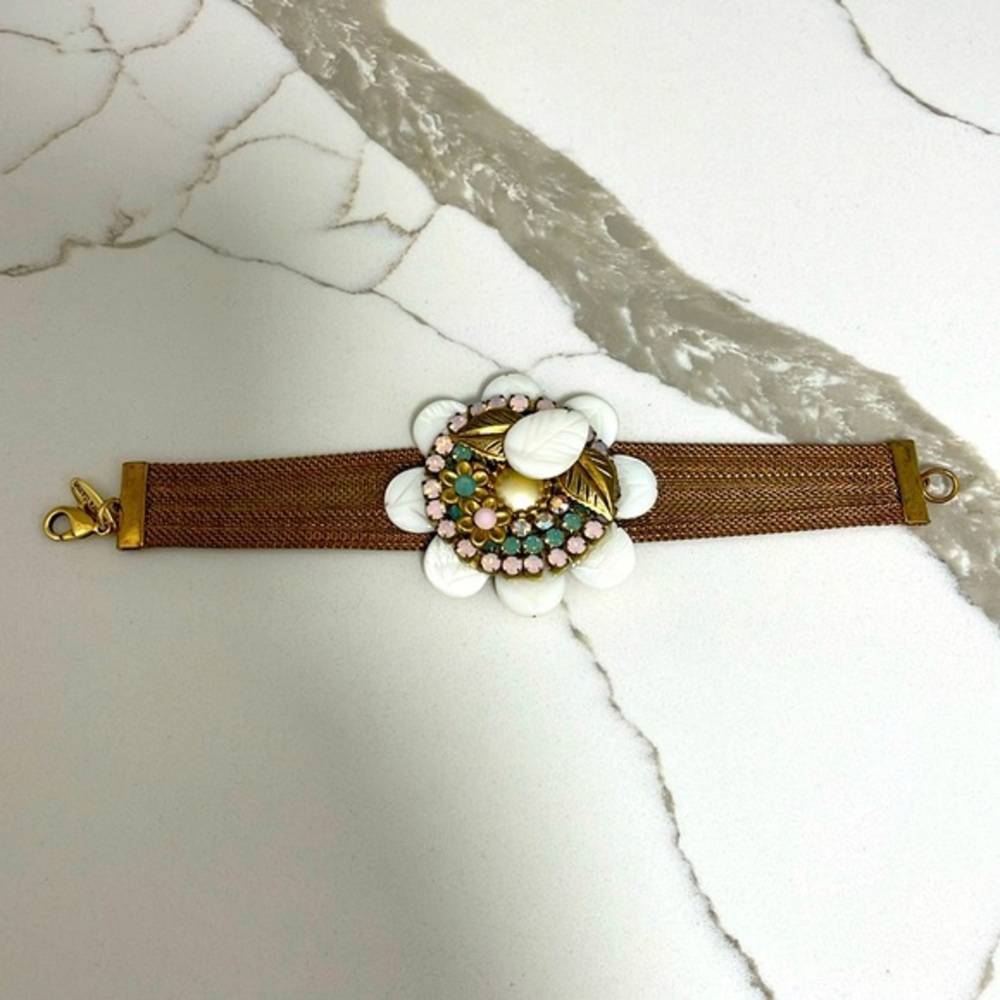Anthropologie gold plated flower bracelet